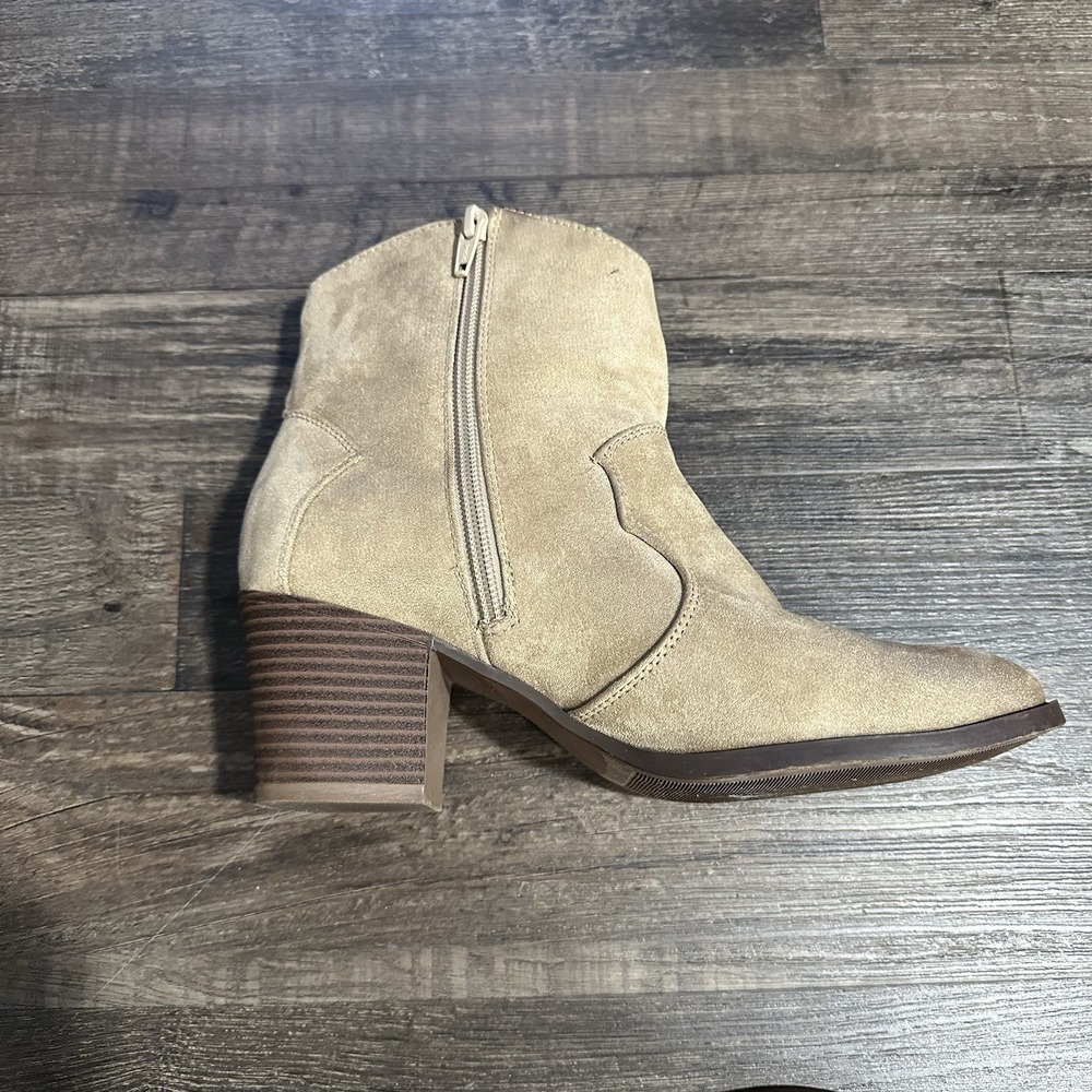 Sonoma Cabeza Women's Western Ankle Boot Size 8 Tan Faux Leather